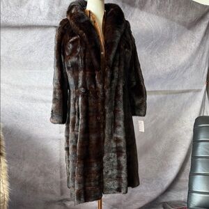 Luxurious Real Mink Brown Fur Coat
